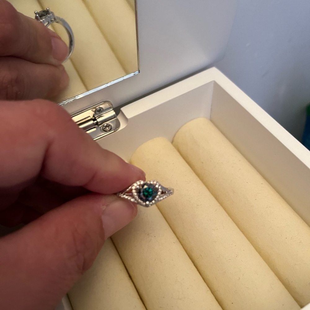 SS Ring: Rainbow Moissanite Heart Shaped Stone W/Moissanite Accent Stones - S8